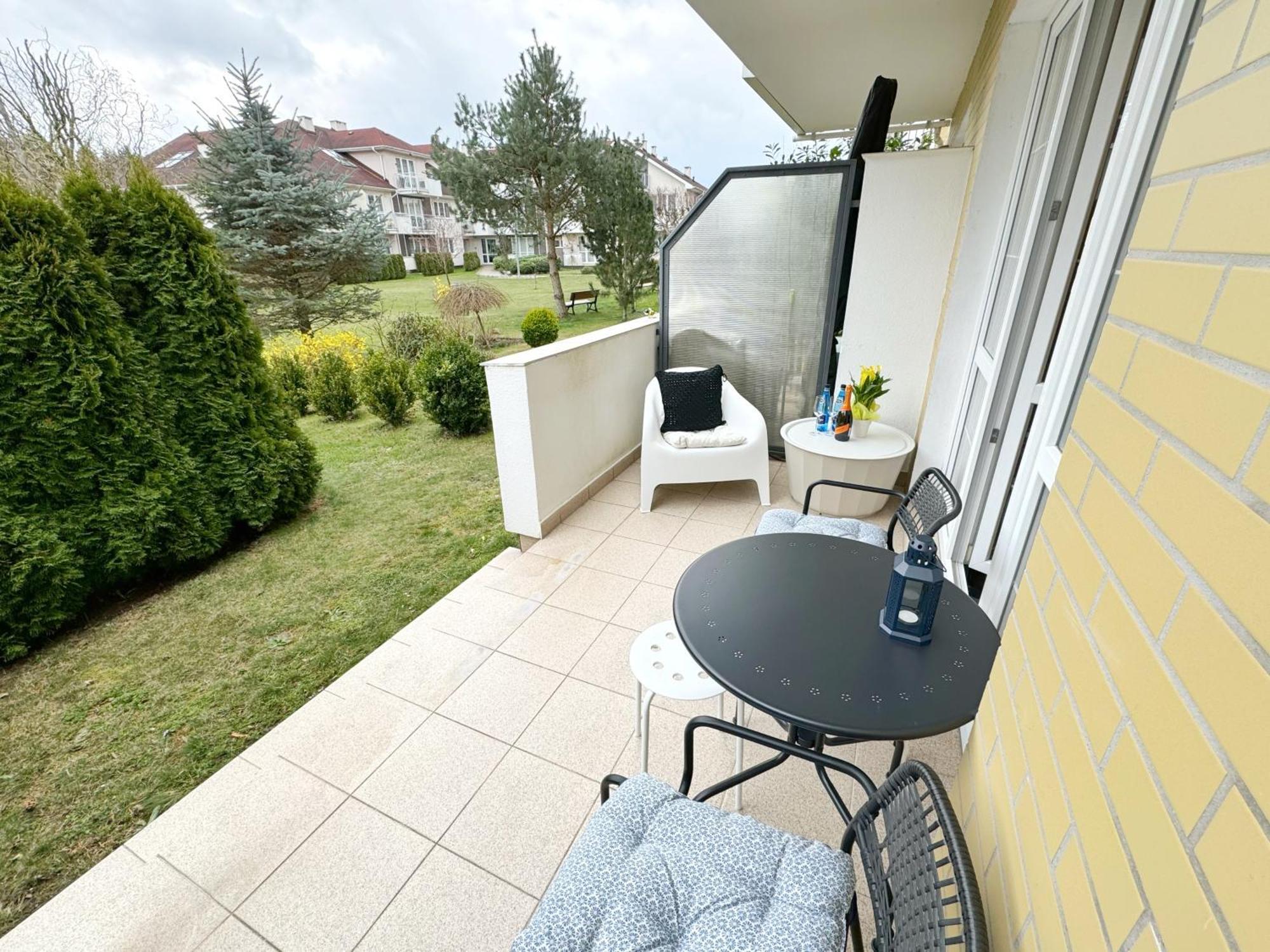 Baltic Apartament Studio Z Ogrodkiem Grzybowo Kolobrzeg Exterior foto